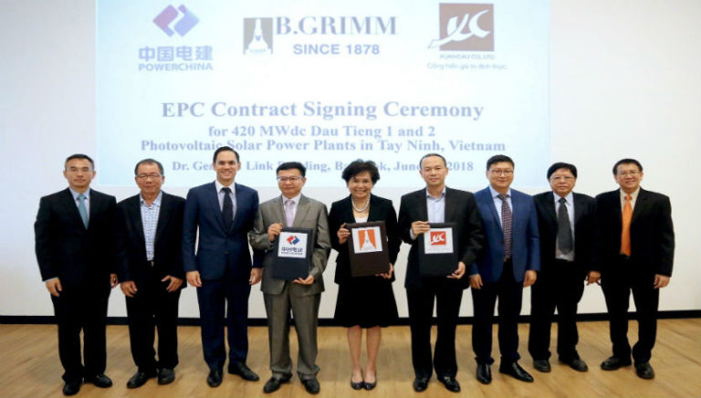 BGRIM ลงนามสัญญาจ้างเพาเวอร์ ไชน่า สร้างโซลาร์ฟาร์มใหญ่ที่สุดในอาเซียน